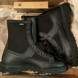Brand new Danner women boots